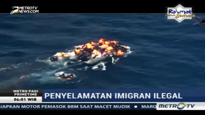 Perahu Imigran Terbakar di Laut Mediterania