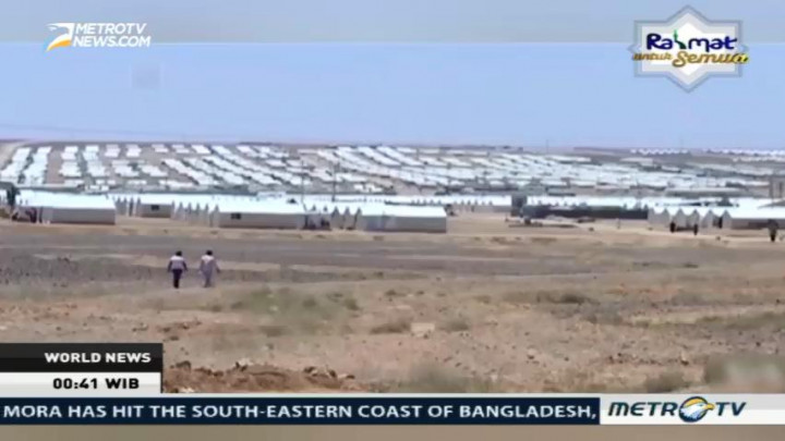 Solar Powers Lights Up Syrian Refugee Camp