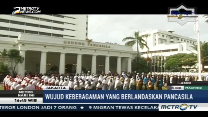 Merajut Bhinneka dengan Pancasila