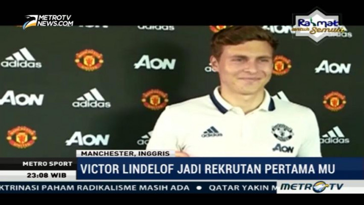 Manchester United Berburu Pemain Baru