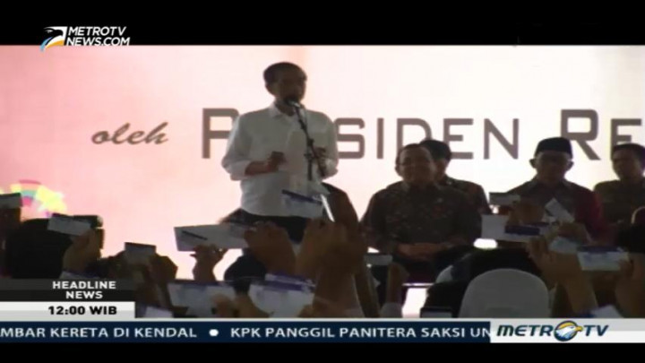 Jokowi Bagikan 3.317 KIP di Purwokerto