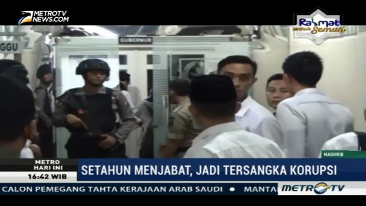 Penyidik KPK Geledah Kantor Gubernur Bengkulu