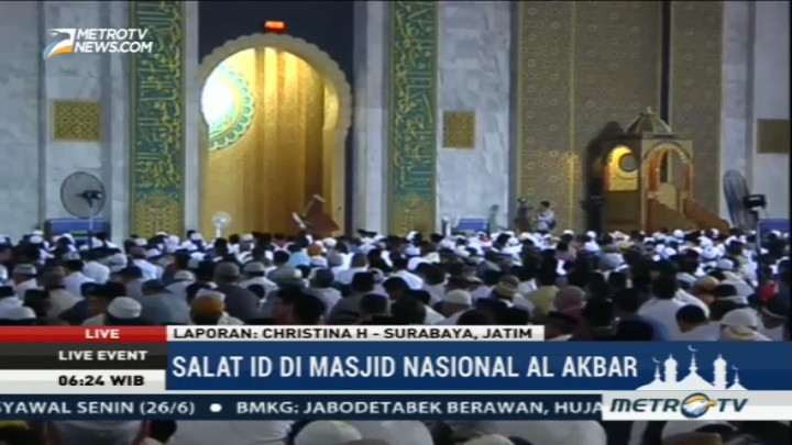 Puluhan Ribu Jamaah Salat Id di Masjid Al Akbar Surabaya