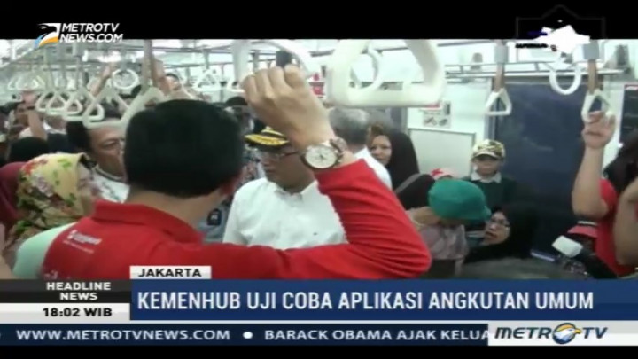 Menhub Uji Coba Aplikasi Moovit