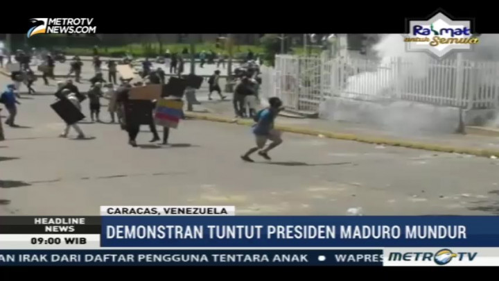 Puluhan Demonstran Memblokir Sejumlah Ruas Jalan di Venezuela