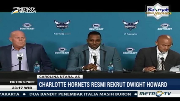 Charlotte Hornets Resmi Rekrut Dwight Howard