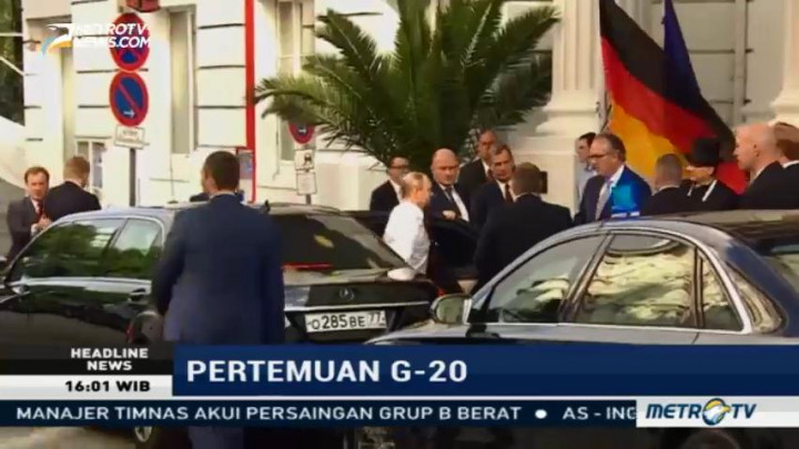 Putin, Merkel dan Macron Bahas Konflik Ukraina