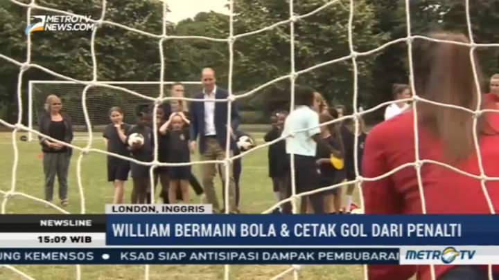 Pangeran William Lepas Timnas Putri Inggris