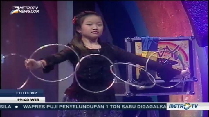 Ivy Pamerkan Trik Sulap di Panggung Little VIP