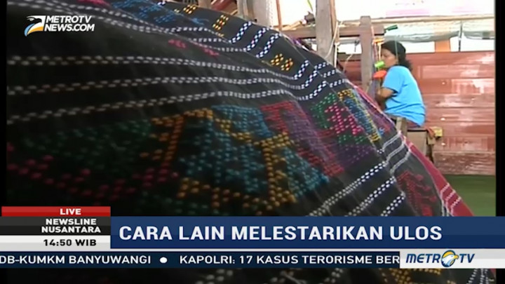 Beragam Kerajinan dari Kain Ulos