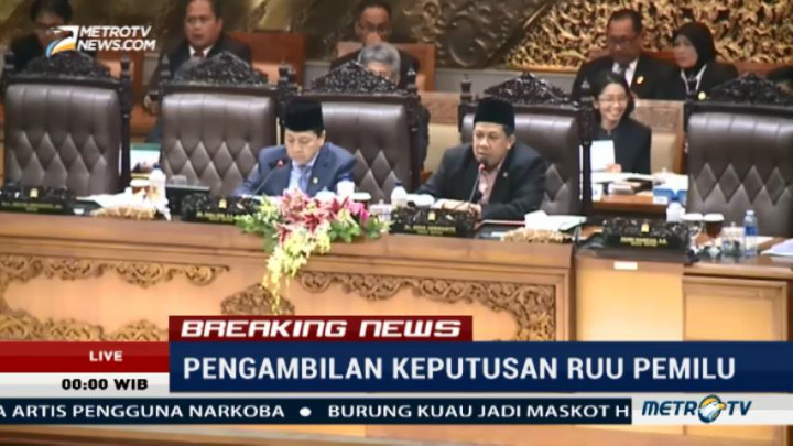 Pilih Opsi B, Fahri Hamzah Tetap Pimpin Rapat Paripurna