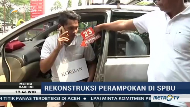 Polisi Gelar Rekonstruksi Perampokan di SPBU Daan Mogot