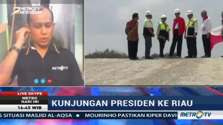 Jokowi Tinjau Proyek Tol Pekanbaru-Dumai