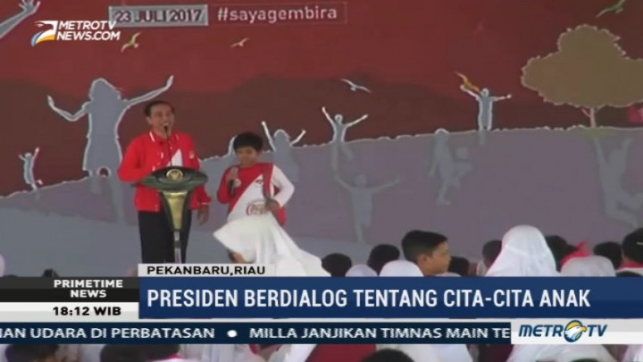Jokowi Tertawa Lepas Saat Mendengar Anak Bercita-cita Jadi Youtuber