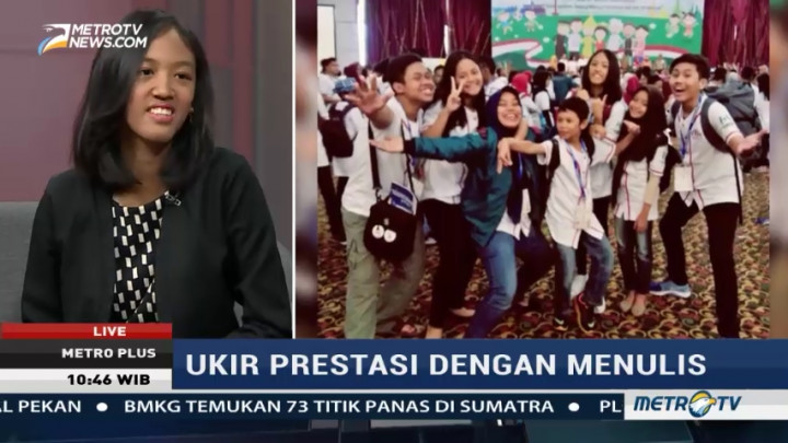 Ukir Prestasi dengan Menulis Buku