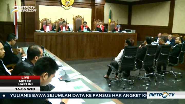 Sidang Kasus Suap UU Peternakan Hadirkan Empat Saksi