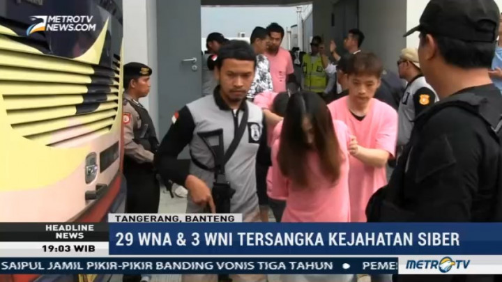 32 Tersangka Kejahatan Siber Asal Bali Tiba di Jakarta