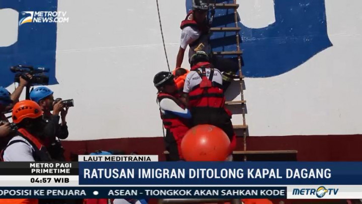Kapal Dagang Selamatkan Ratusan Imigran di Laut Mediterania