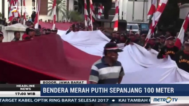 Bendera Merah Putih Raksasa Diarak Keliling Bogor