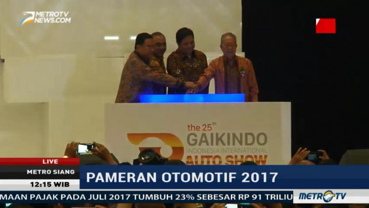 Menteri Perindustrian Resmikan GIIAS 2017