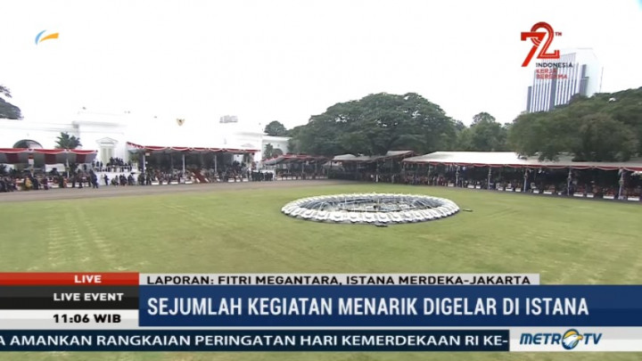 Tamu Undangan Mulai Meninggalkan Istana