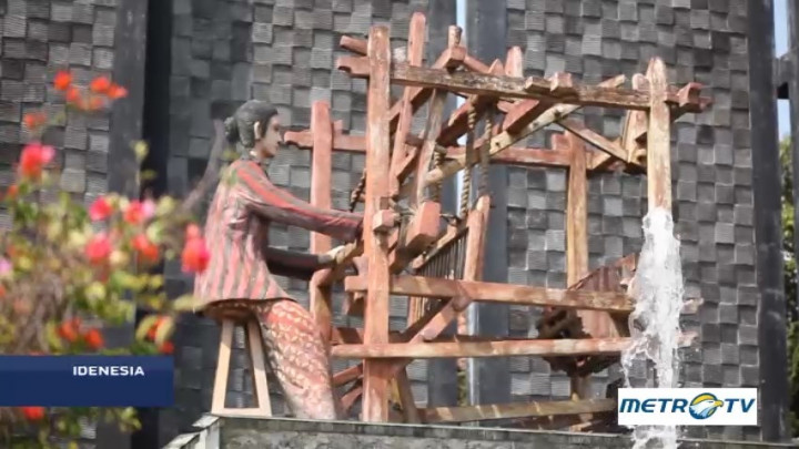 Idenesia: Lurik, Wastra Peradaban Nusantara (1)