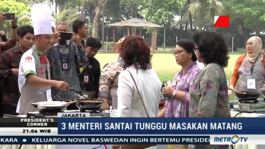 Lomba Masak Ikan Pertama di Istana