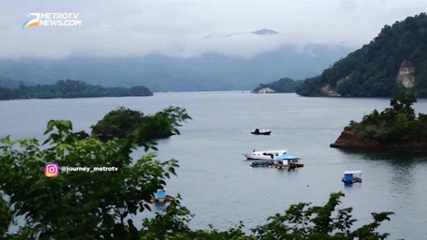 Journey: Pesona Selat Lembeh
