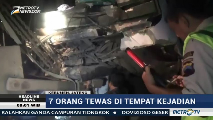 Tujuh Orang Tewas Akibat Kecelakaan Maut di Kebumen
