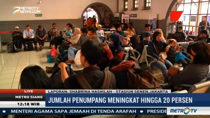Jumlah Penumpang di Stasiun Pasar Senen Meningkat 20%