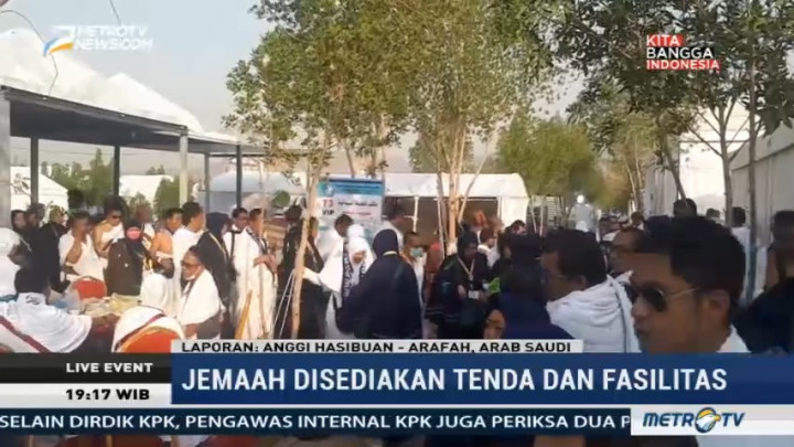 Mengintip Kegiatan Jemaah di Arafah