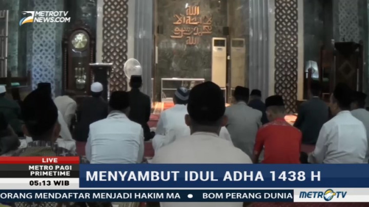 Azyumardi Azra Sampaikan Khotbah Iduladha di Masjid Al Markaz Makassar