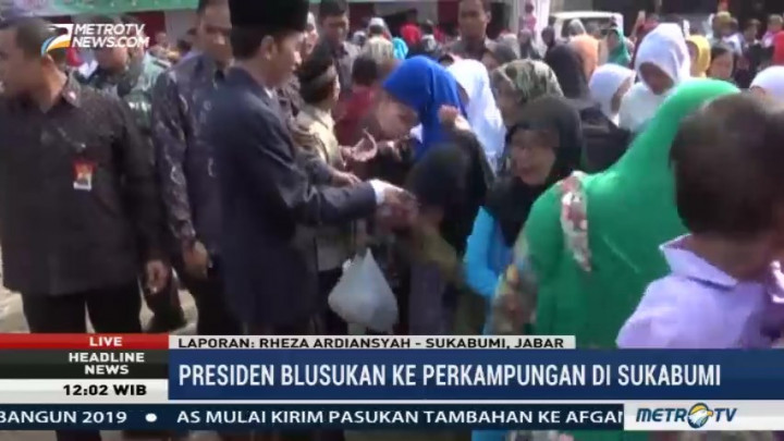Presiden Bagikan Daging Kurban dan Paket Sembako di Sukabumi