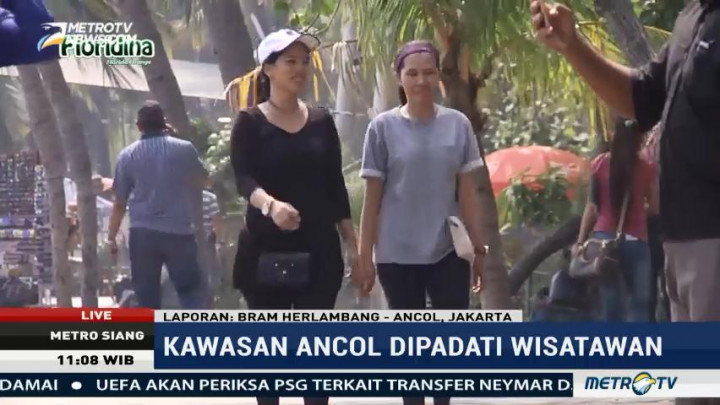 Ribuan Pengunjung Memadati Ancol