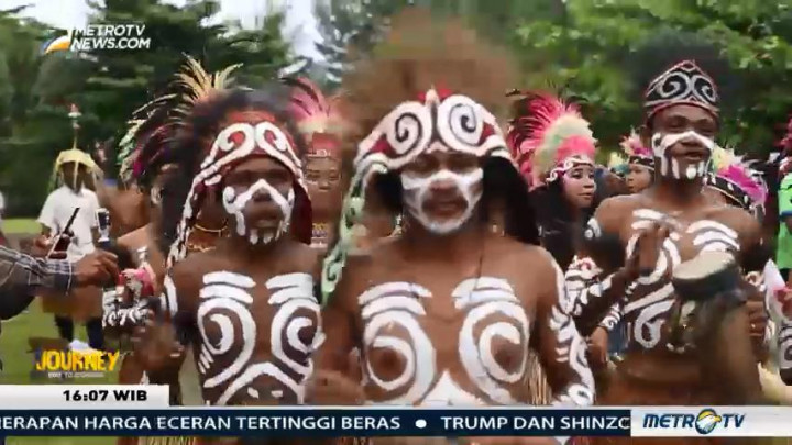 Journey: Warna-warni Festival di Biak (1)