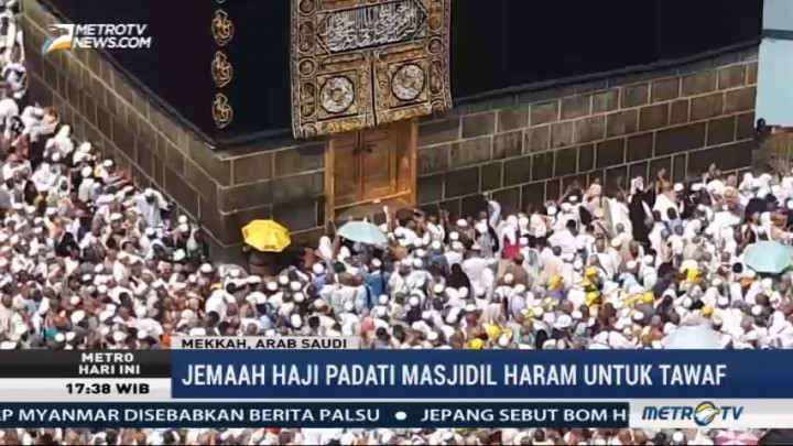 Jemaah Haji Padati Masjidil Haram untuk Tawaf