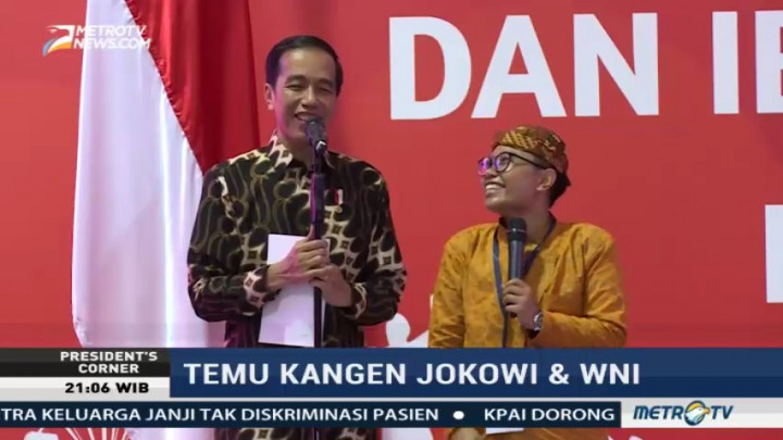 Ekspresi Kebahagiaan WNI di Singapura Dapat Sepeda dari Jokowi