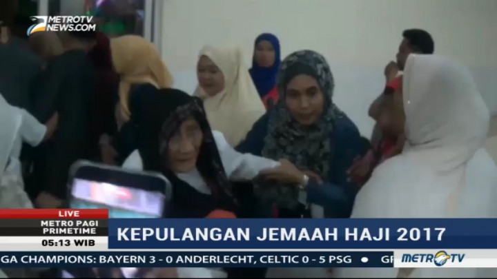 Jemput Jemaah Haji, Keluarga Nekat Terobos Penjagaan Masjid Agung Bulukumba