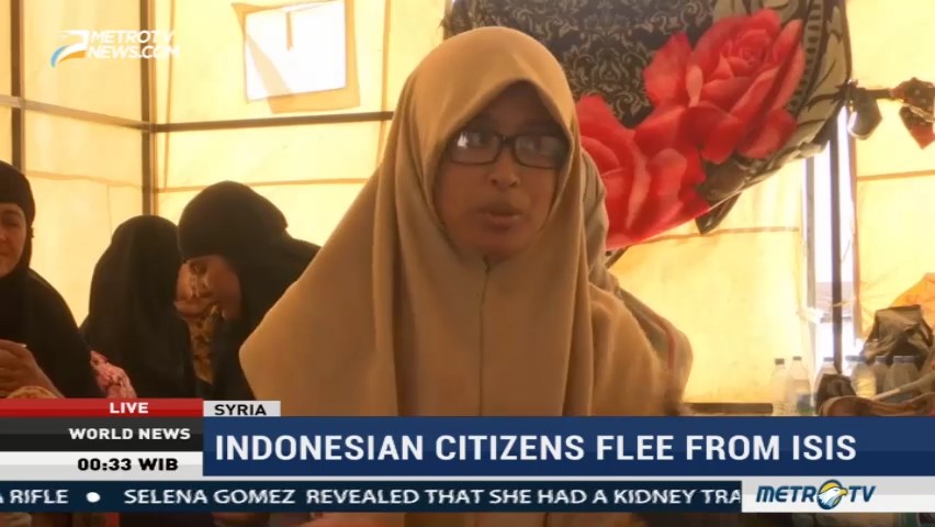 Indonesian Citizens Flee from ISIS