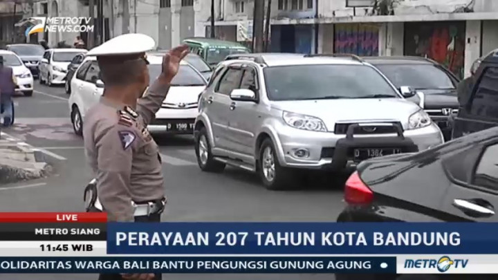 Jalan Asia Afrika Kembali Dibuka