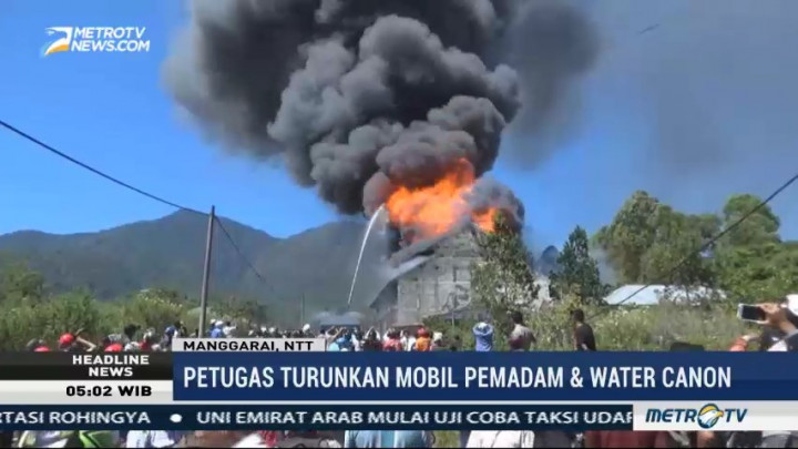 Gudang Plastik di Manggarai Terbakar