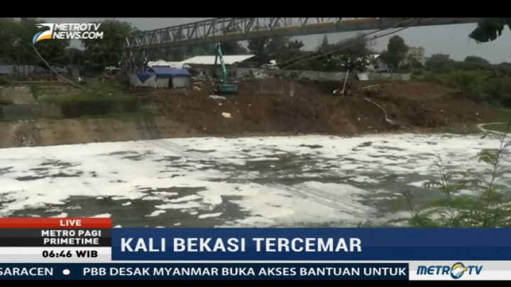 Tercemar, Air Kali Bekasi Berbahaya untuk Dikonsumsi