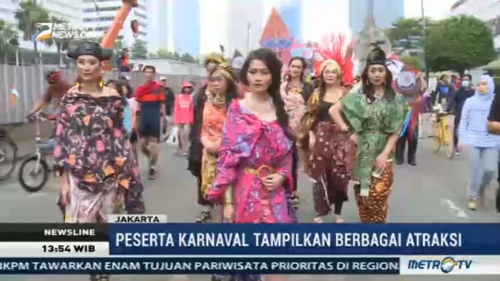 Karnaval Batik Indonesia Meriahkan Hari Batik Nasional