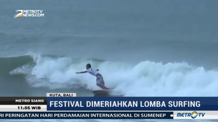 Lomba Selancar Meriahkan Kuta Beach Festival
