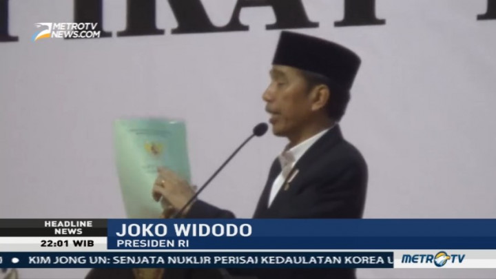 Jokowi Bagikan 5.100 Sertifikat Tanah di Sumenep