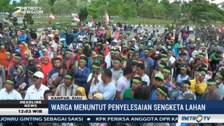 Warga Kampar Demo Tuntut Penyelesaian Sengketa Lahan