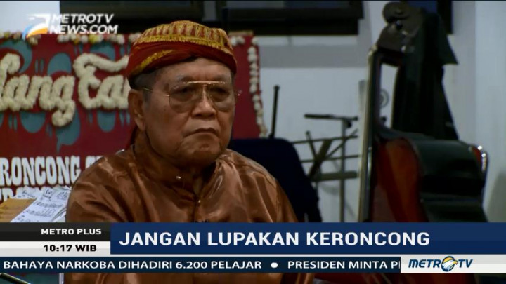Dokter Ini Lestarikan Musik Keroncong Lewat The Indonesian Keroncong Center