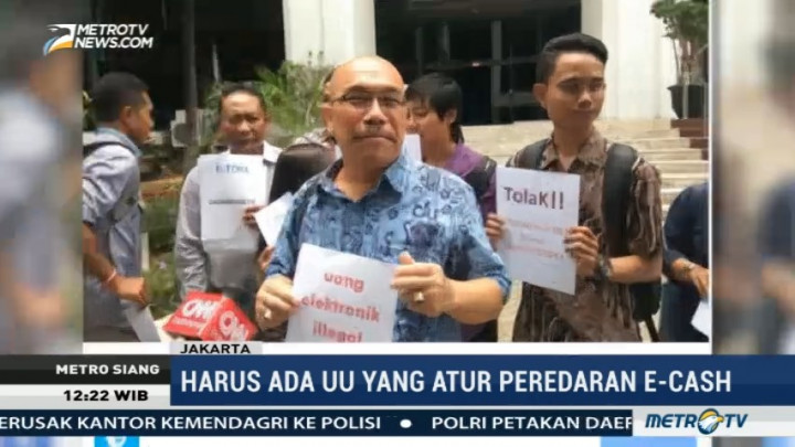 Forum Warga Jakarta Gugat Aturan Uang Elektronik ke MA