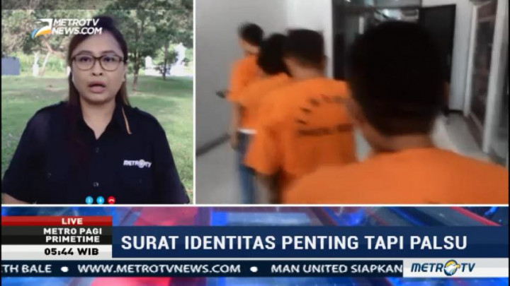 Polisi Ungkap Peredaran SIM dan KTP Palsu di Manado