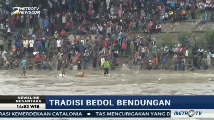 Serunya Tradisi Bedol Bendungan Pamarayan